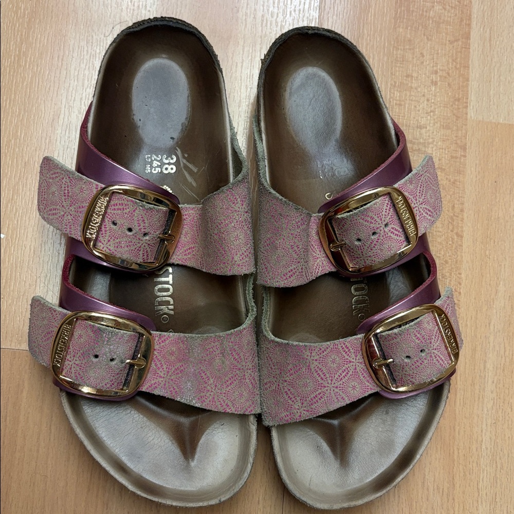 Like new pink and gold Birkenstocks
